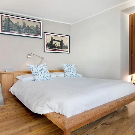 Renovated Barn Of The Year 1500 Lejlighed Moltrasio