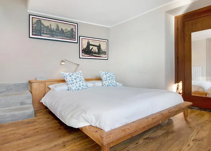 Renovated Barn Of The Year 1500 Lejlighed Moltrasio